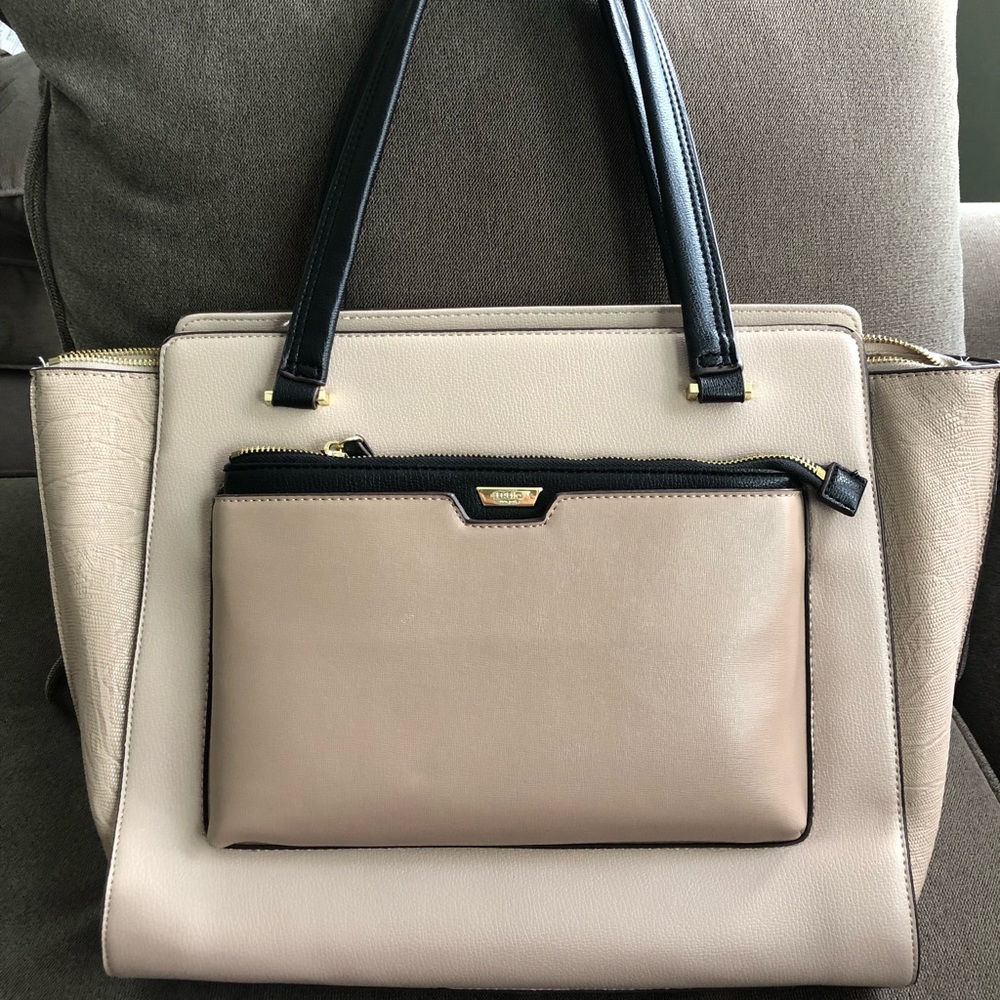 Tutilo: Bag - Picture 2 of 6